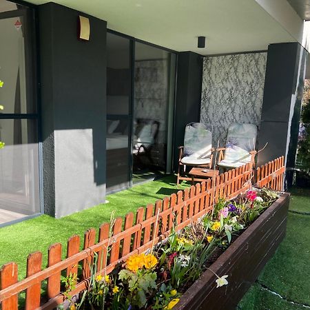 Forest Park Garden Apartment Bratislava Buitenkant foto