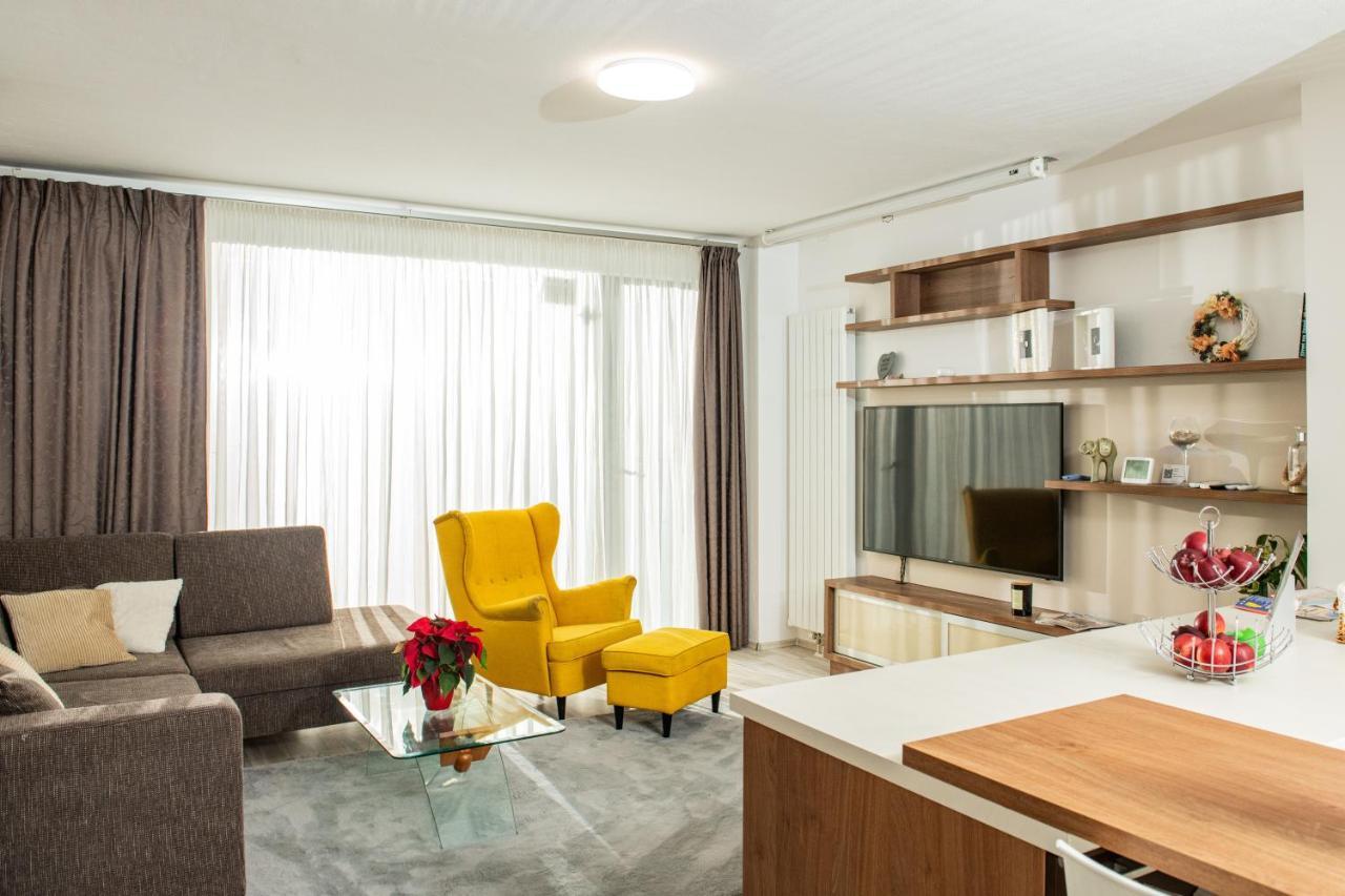 Forest Park Garden Apartment Bratislava Buitenkant foto